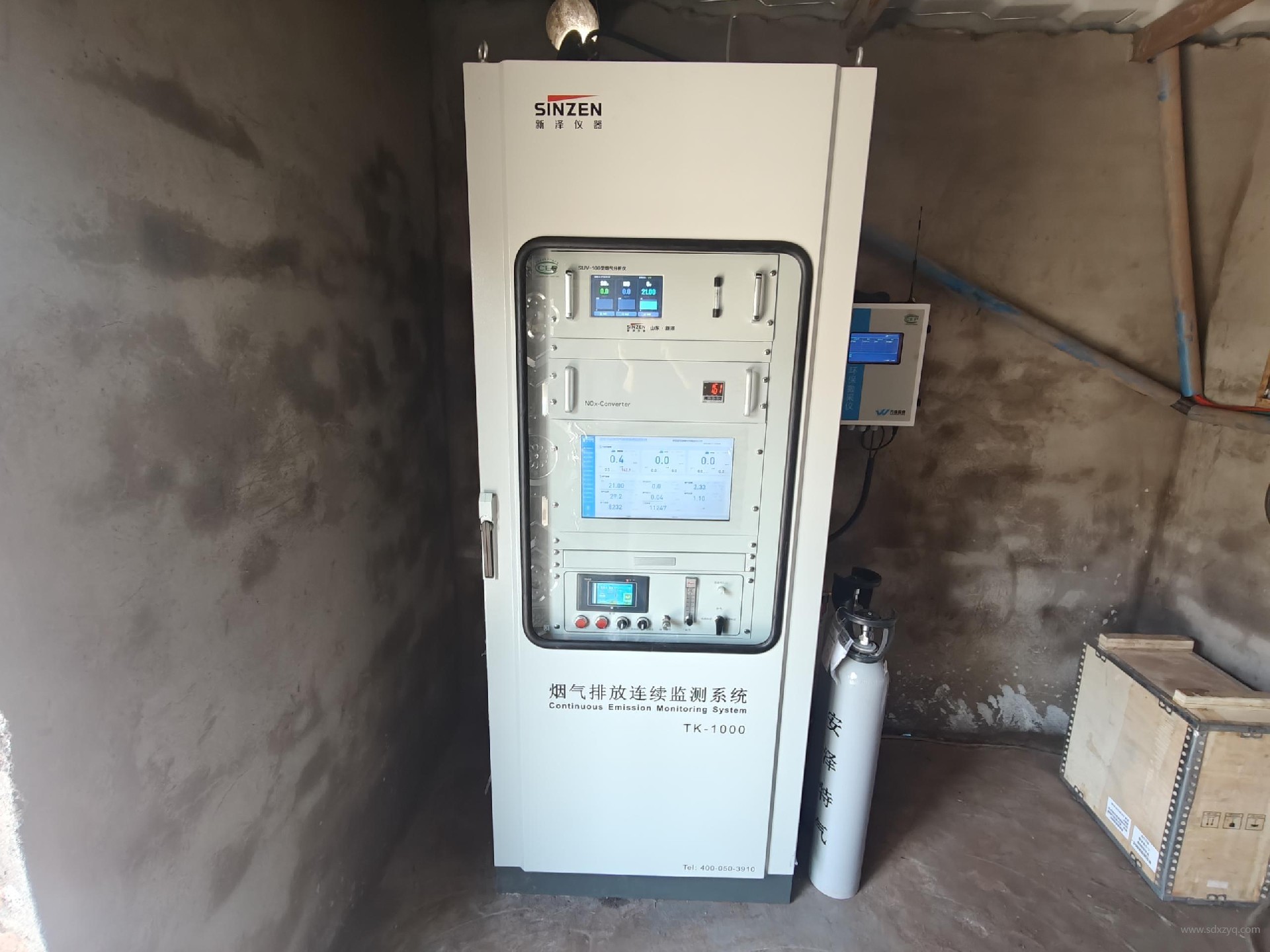 1756102314139486.jpg 煙氣在線監(jiān)測系統(tǒng).jpg